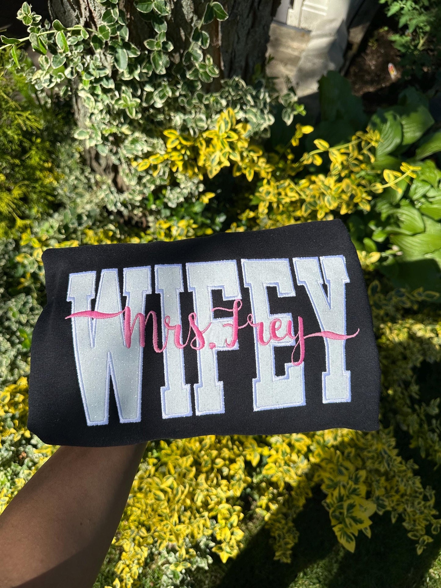 Personalized Embroidered Wifey Sweatshirt | Custom last name Sweatshirt | Bridal Sweatshirt | Engagement Sweatshirt | Bride|Glitter|Wifey