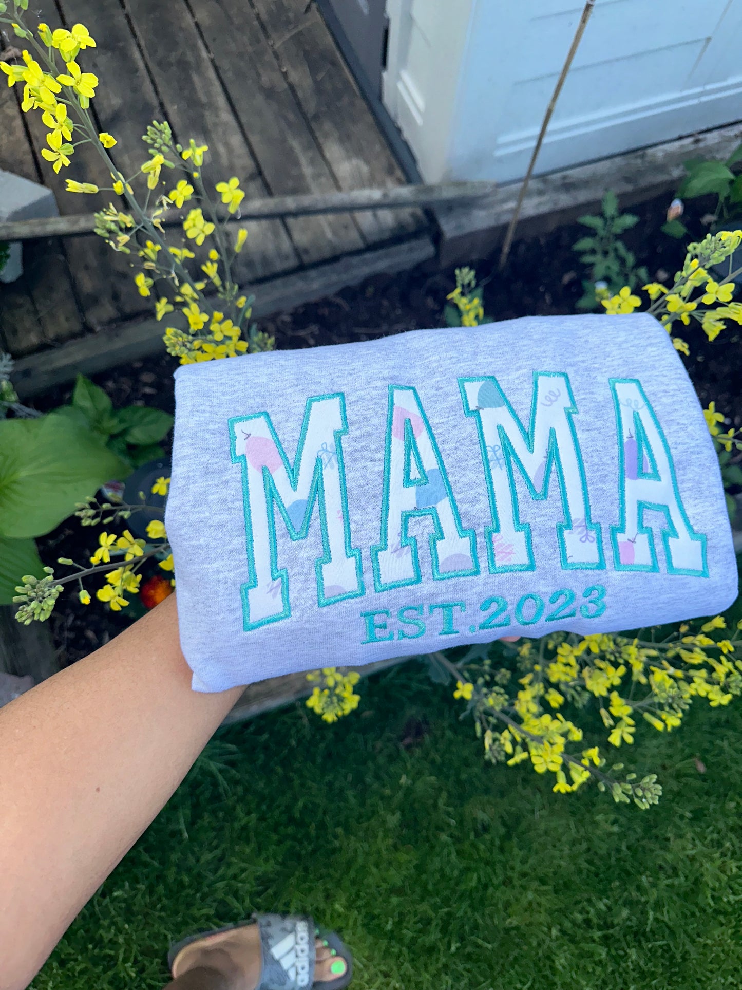 Mama Embroidered Baby Outfit Keepsake Applique Sweatshirt | Simple Mama Pullover, Gift for Mama, Personalized Mama Shirt, Mama EST